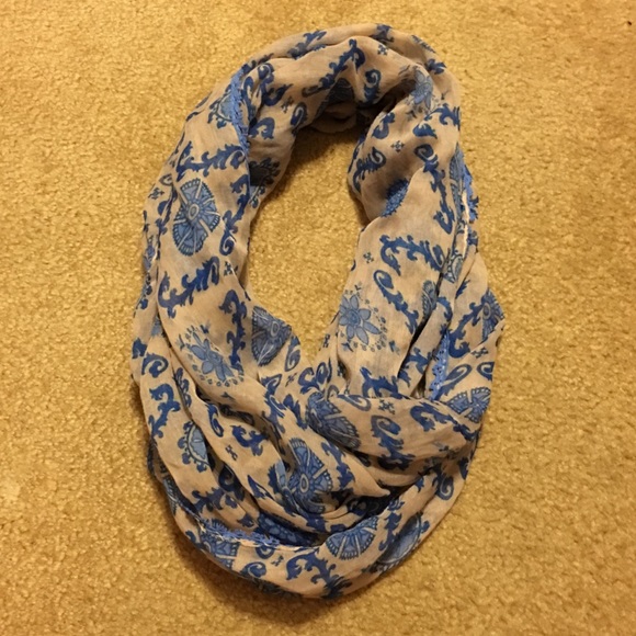 Francesca's Collections Accessories - Infinity Scarf